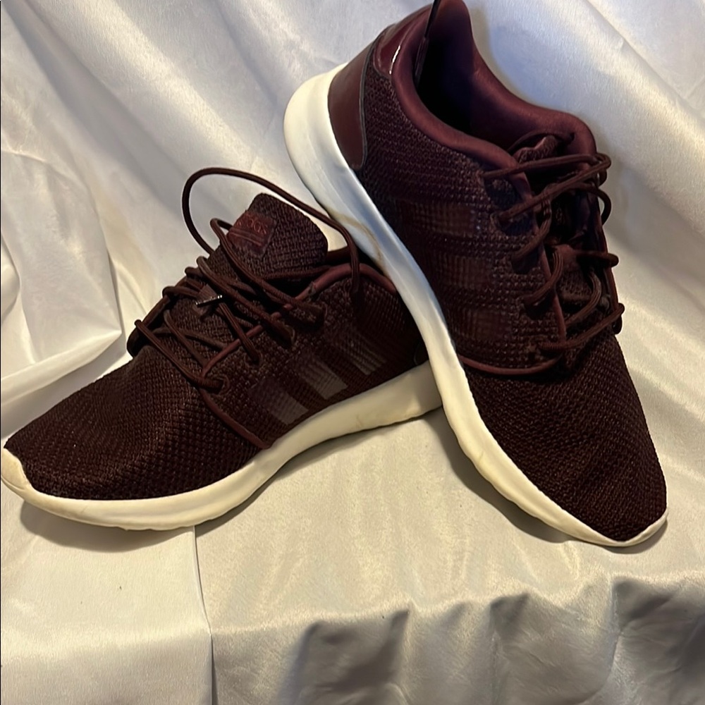 Adidas Men's Burgundy Sneakers